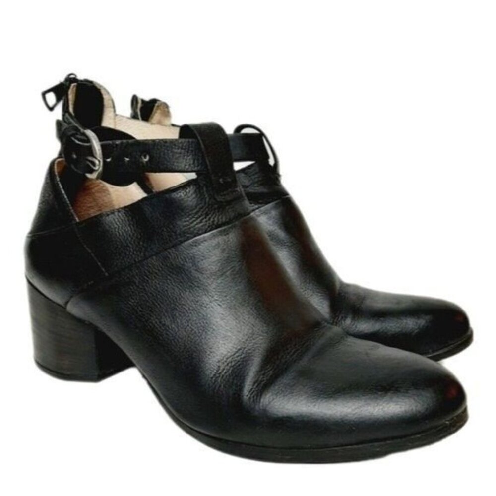 Elegant Black Leather Heels